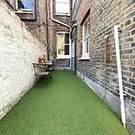 Modern 2Bed Flat In Central London